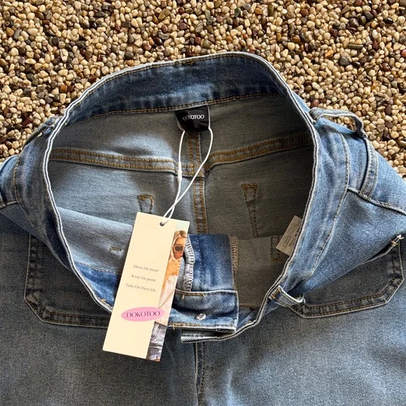 Dokotoo Wide Leg Jean - Picture 4 of 6